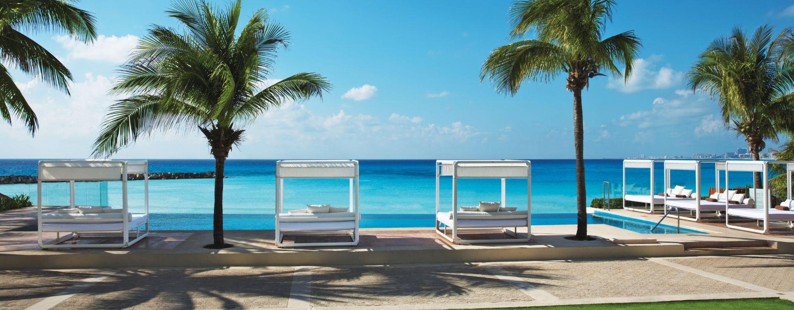  Krystal Grand® Cancún All Inclusive Hotel