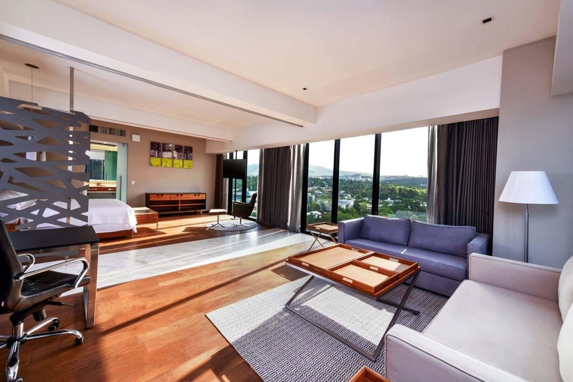 Krystal grand insurgentes sur  Krystal Grand® Suites Insurgentes Ciudad de México