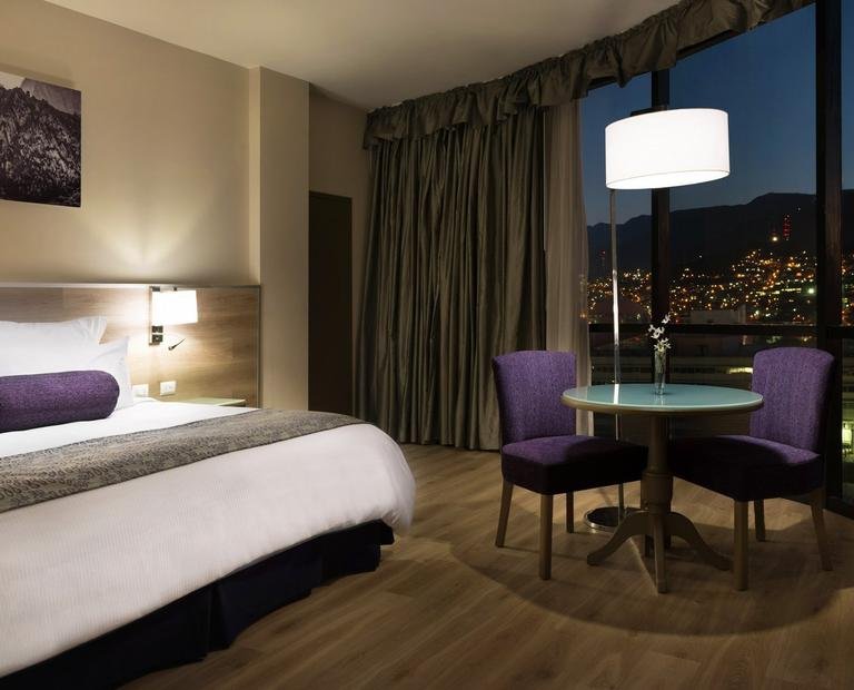 Master suite doble Hotel Krystal® Monterrey