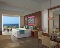 Junior suite ocean view king bed Hotel Krystal Grand® Los Cabos