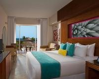Deluxe room king Hotel Krystal Grand® Los Cabos