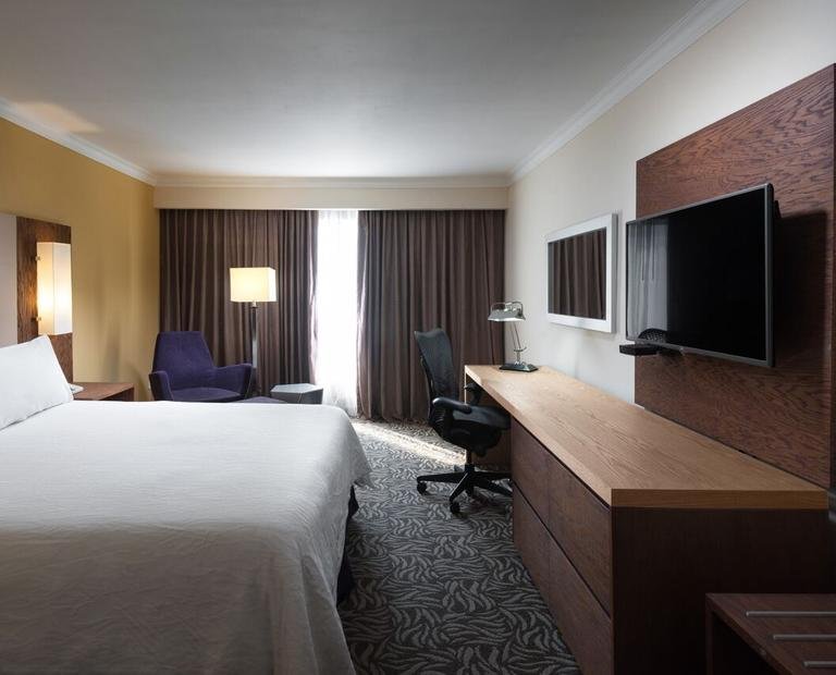 Habitación superior king Hotel Krystal Urban Monterrey San Jeronimo