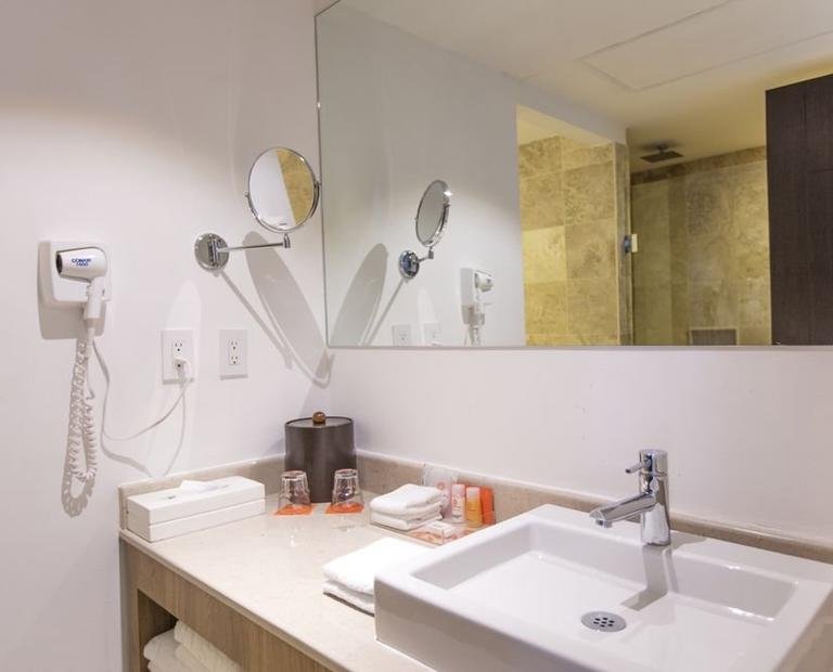 Estudio familiar Hotel Krystal Cancún