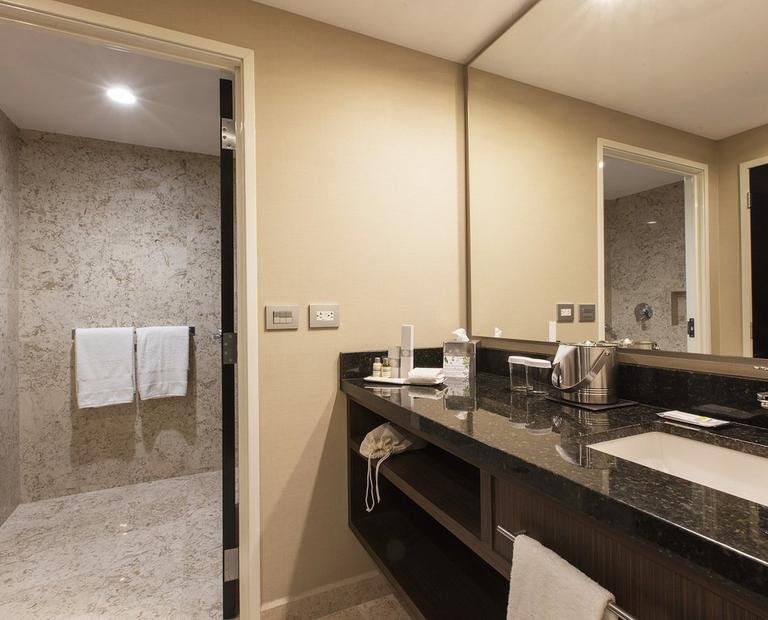 Junior suite Hotel Krystal Urban Aeropuerto Ciudad de México