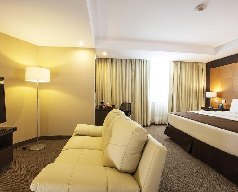 Junior suite Hotel Krystal Urban Aeropuerto Ciudad de México