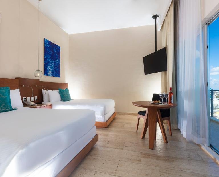Deluxe executive double Hotel Krystal Urban Cancún & Beach Club