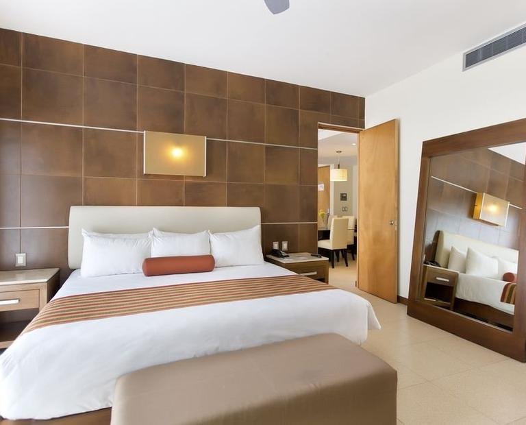 Jr suite king size Hotel Krystal Urban Cancún & Beach Club